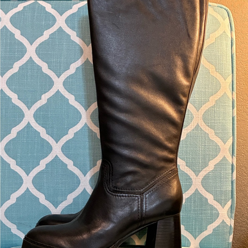 Naturalizer Black Leather wide-calf Stacked Heel Boots